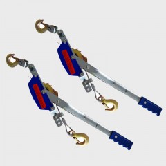 Wire rope tensioner